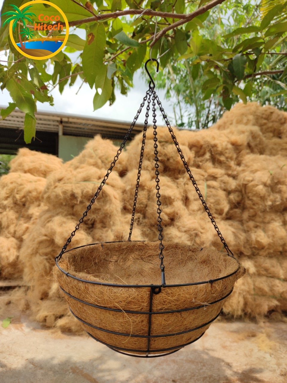 Coconut plant liner